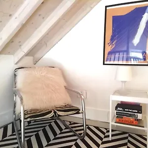 Holiday home Unique Retreat